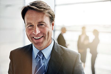 Vertragsprüfung von Versicherungsspezialisten Dentlist Vertragsprüfung